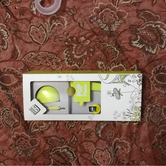 3X HOST PICK- POP YELLOW PHONE TO CONNECT YOUR TO YOUR CELL OR IPAD/ NWOT - Picture 3 of 5